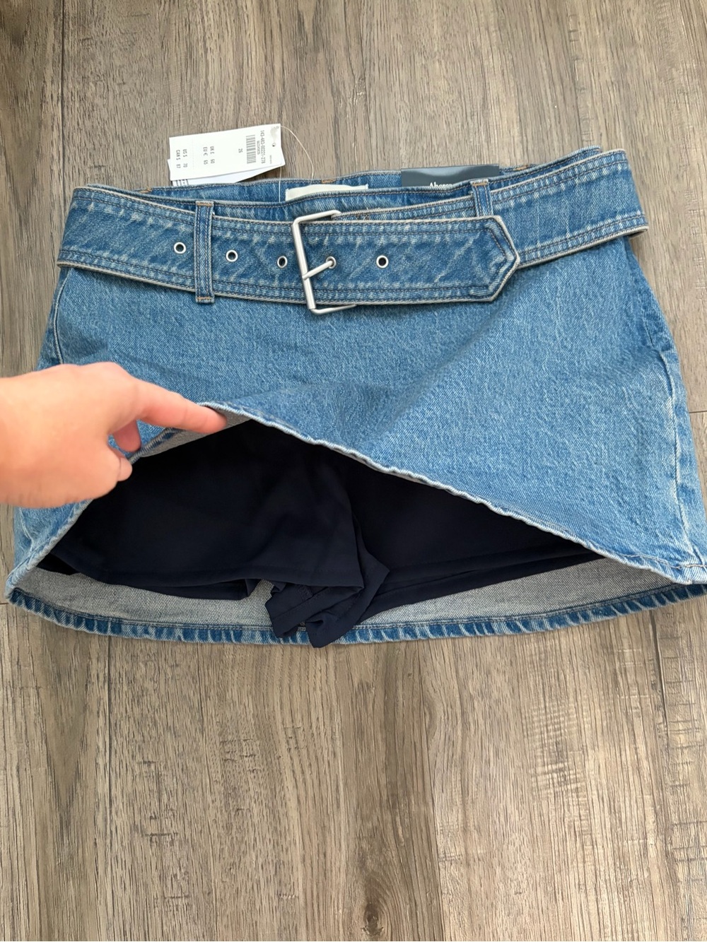 Abercrombie & Fitch Light Blue Denim Mini Skirt with Belted Waist - Picture 2 of 5